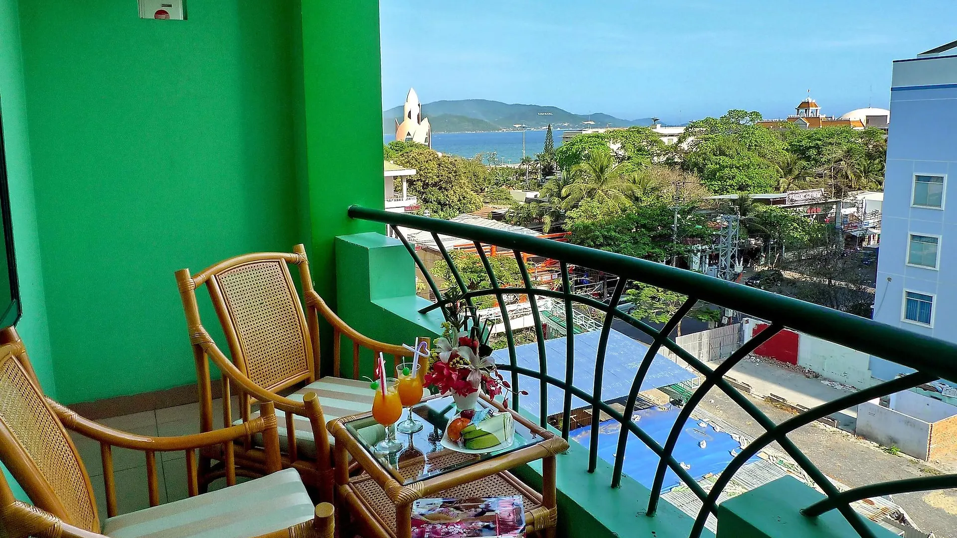 ***  Green Hotel Nha Trang Vietnam