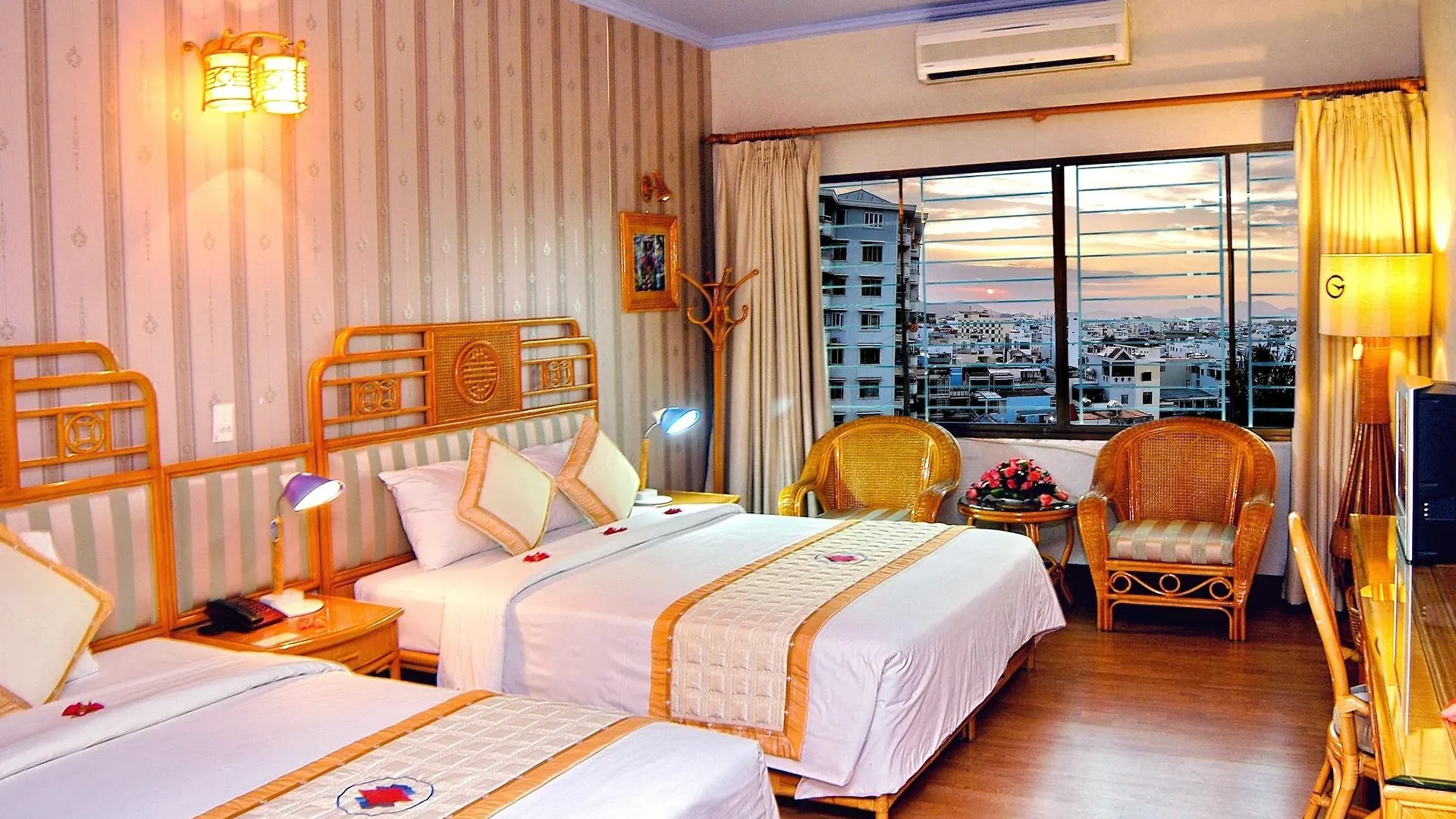 Green Hotel Nha Trang 3*,