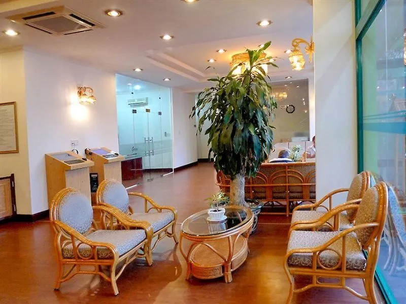 Green Hotel Nha Trang 3*,