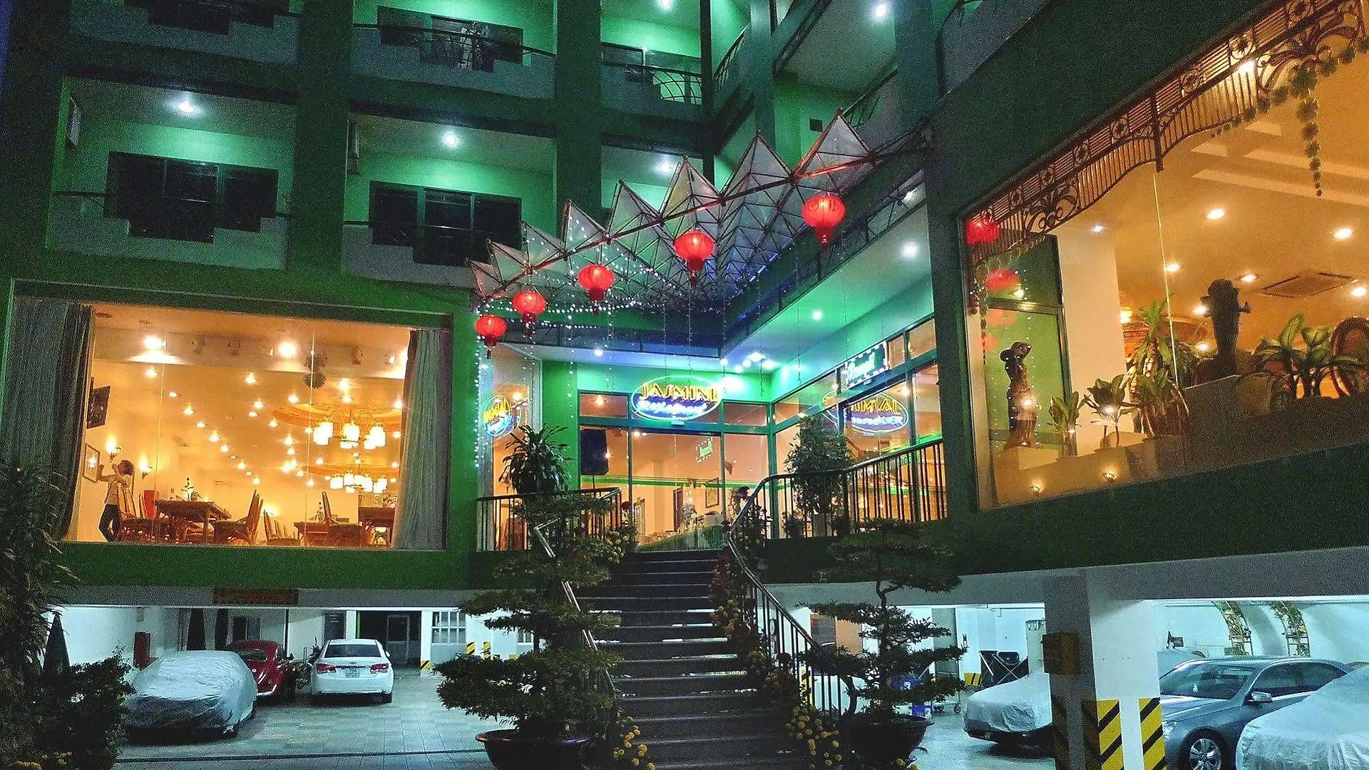 Green Hotel Nha Trang 3*,