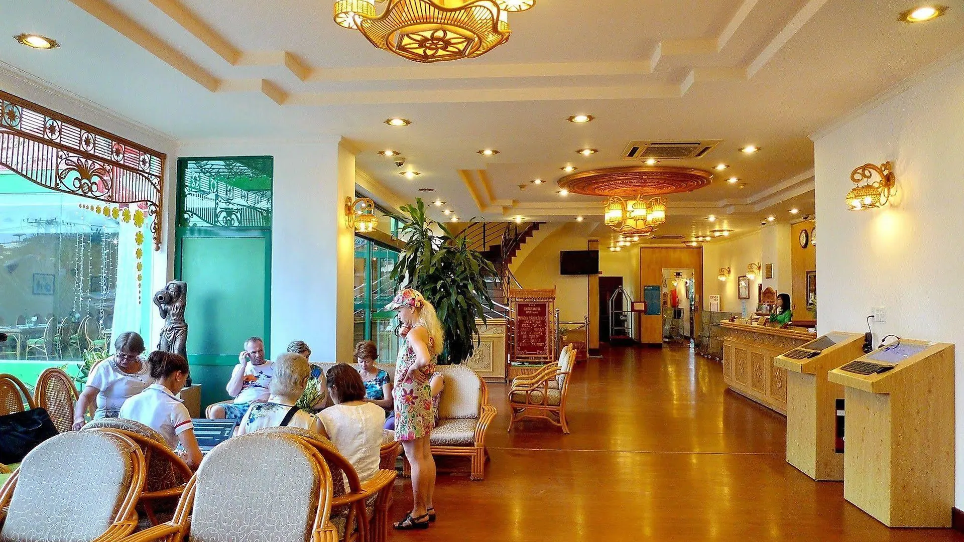 Green Hotel Nha Trang